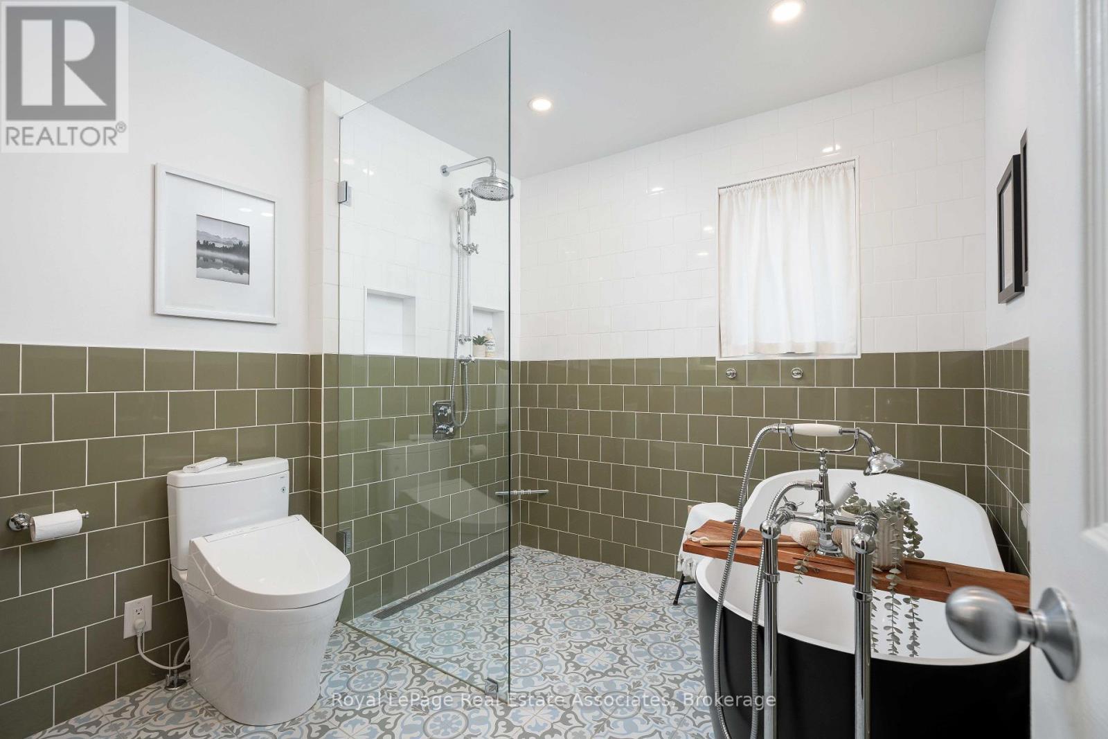 2253 TOWNE BOULEVARD - Image 30