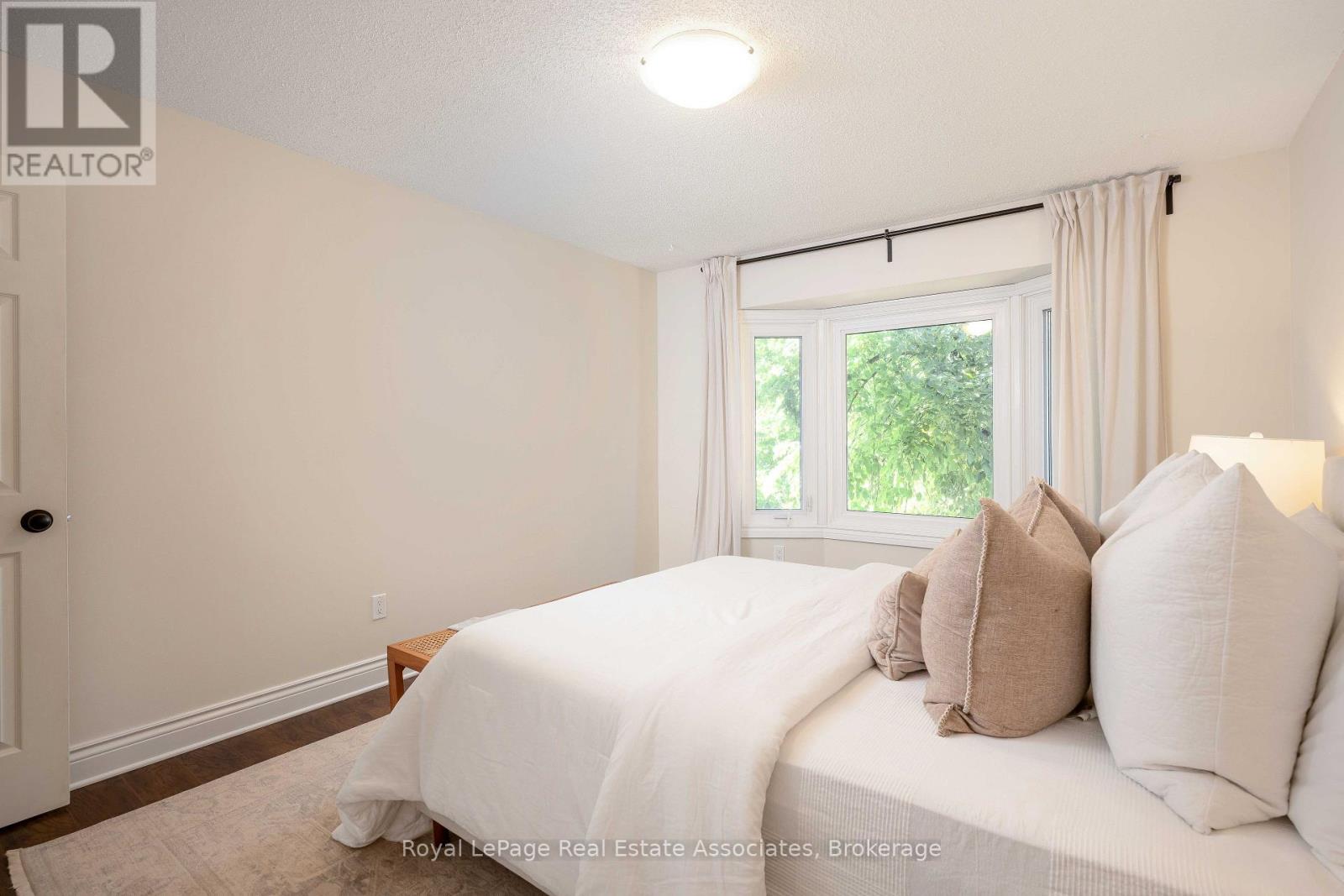 2253 TOWNE BOULEVARD - Image 35