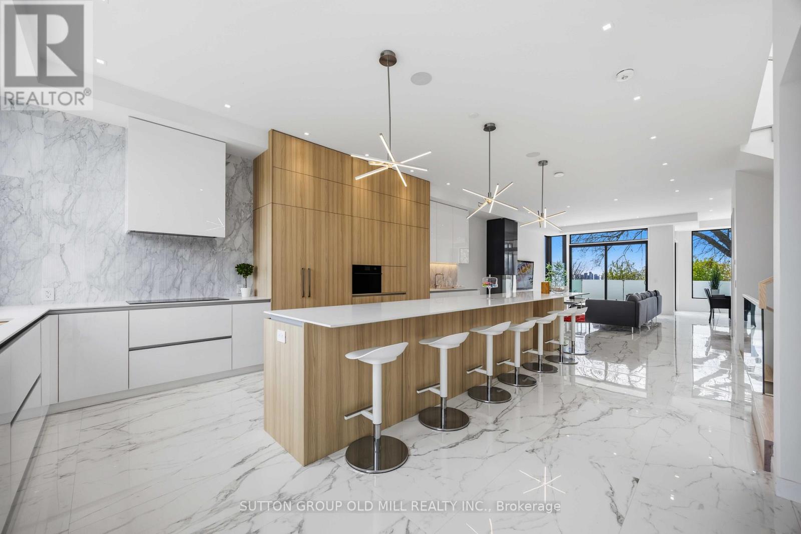 89 REGAL ROAD - 16