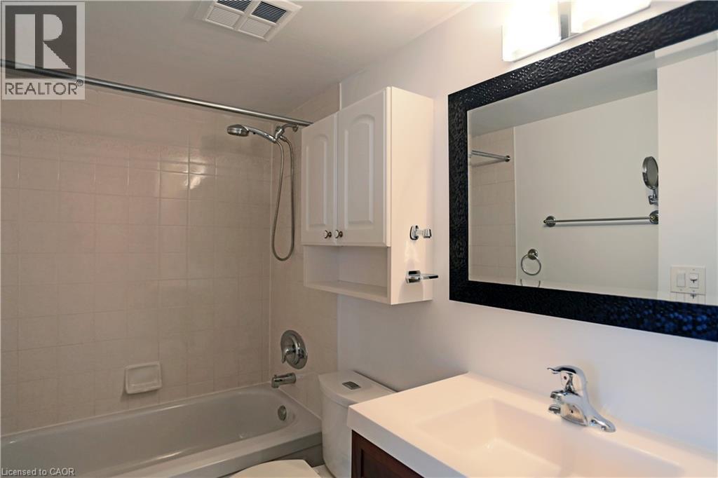 107 BAGOT Street Unit# 411, Guelph — photo 10