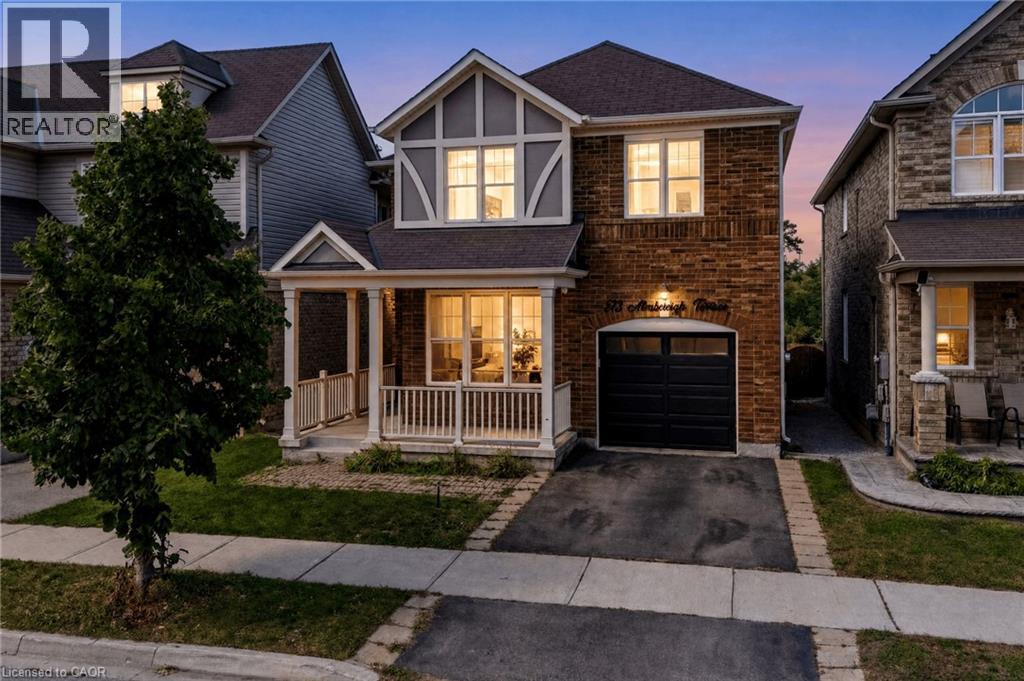 573 ATTENBOROUGH Terrace, Milton
