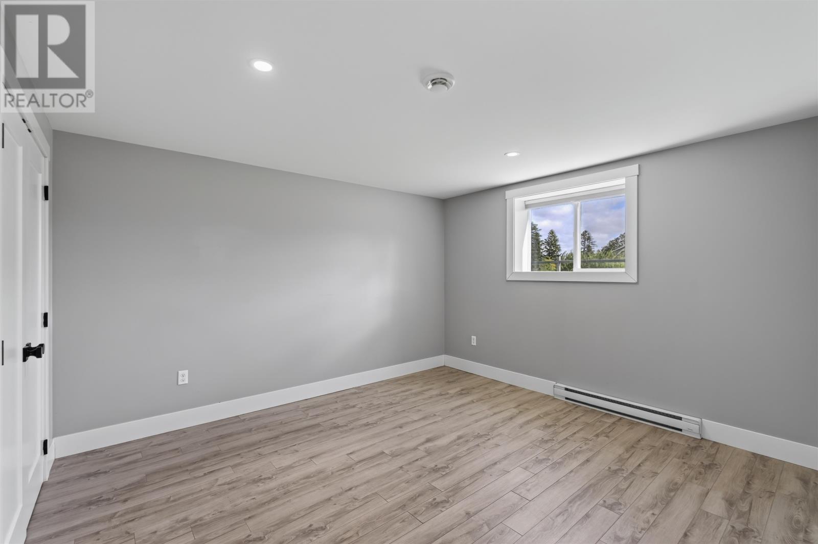 89 KELLY Drive - 34