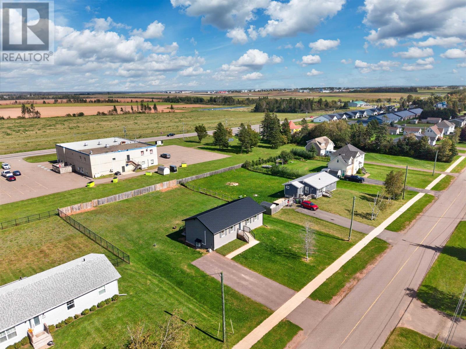 89 KELLY Drive - Image 4