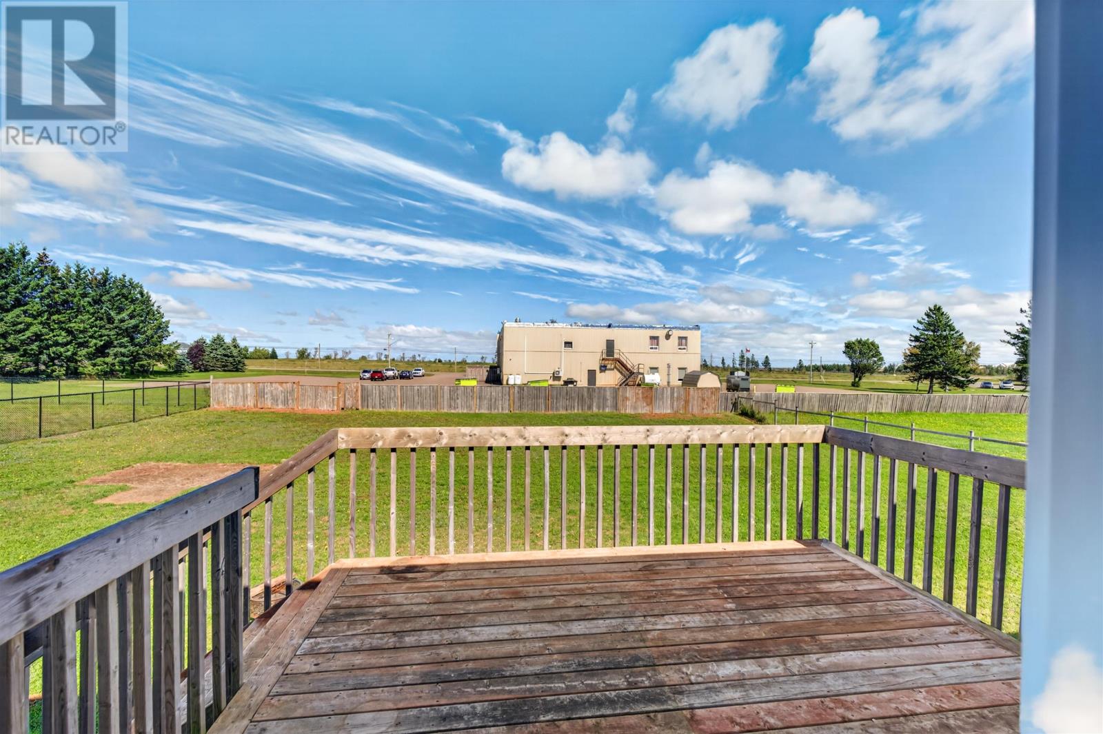 89 KELLY Drive - Image 43