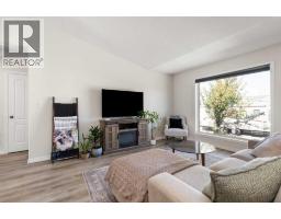 4pc Bathroom - 119 Hunt Crescent Ne, Medicine Hat, AB T1C1Y4 Photo 7