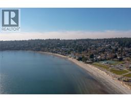 2745 Green Vale Ave, Saanich, BC V8N1S3 Photo 54