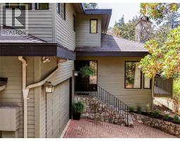 2745 Green Vale Ave, Saanich, BC V8N1S3 Photo 46