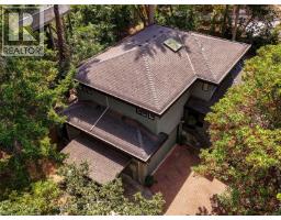 2745 Green Vale Ave, Saanich, BC V8N1S3 Photo 49