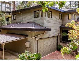 2745 Green Vale Ave, Saanich, BC V8N1S3 Photo 44