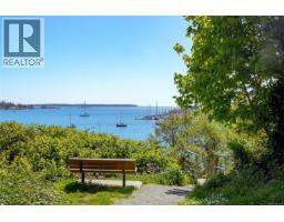 2745 Green Vale Ave, Saanich, BC V8N1S3 Photo 65