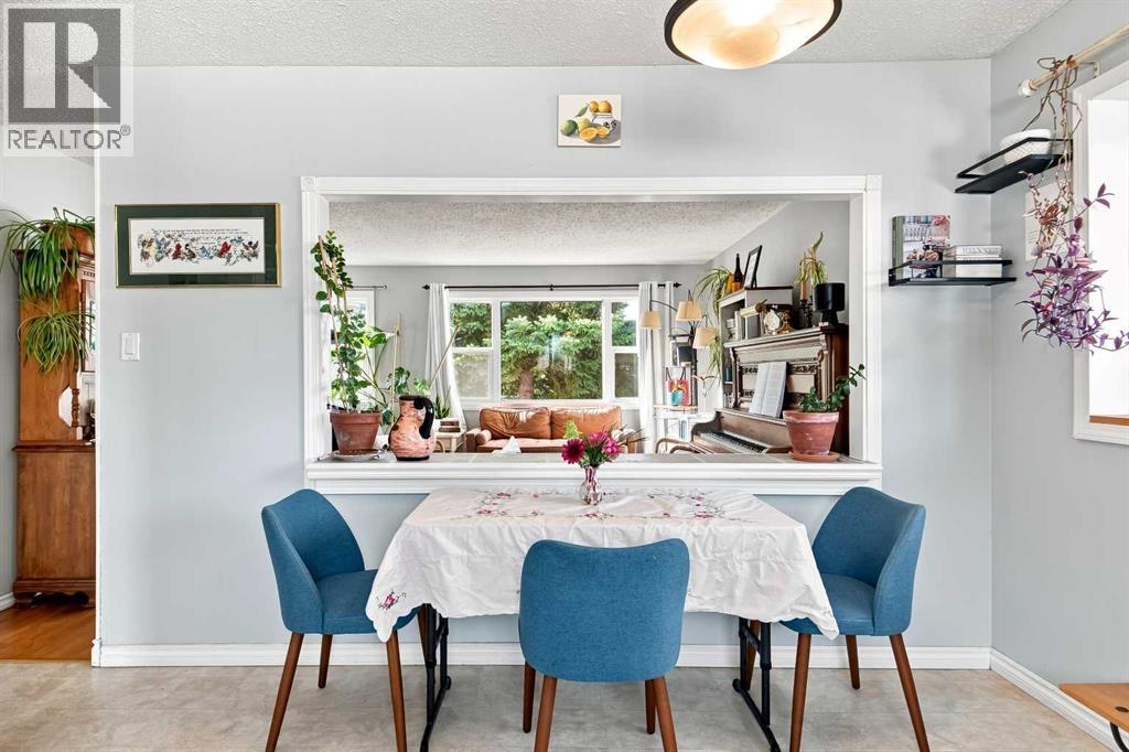 9313 111 Avenue - 10