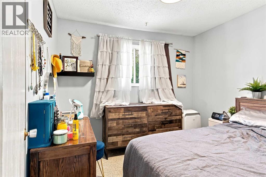 9313 111 Avenue - 16