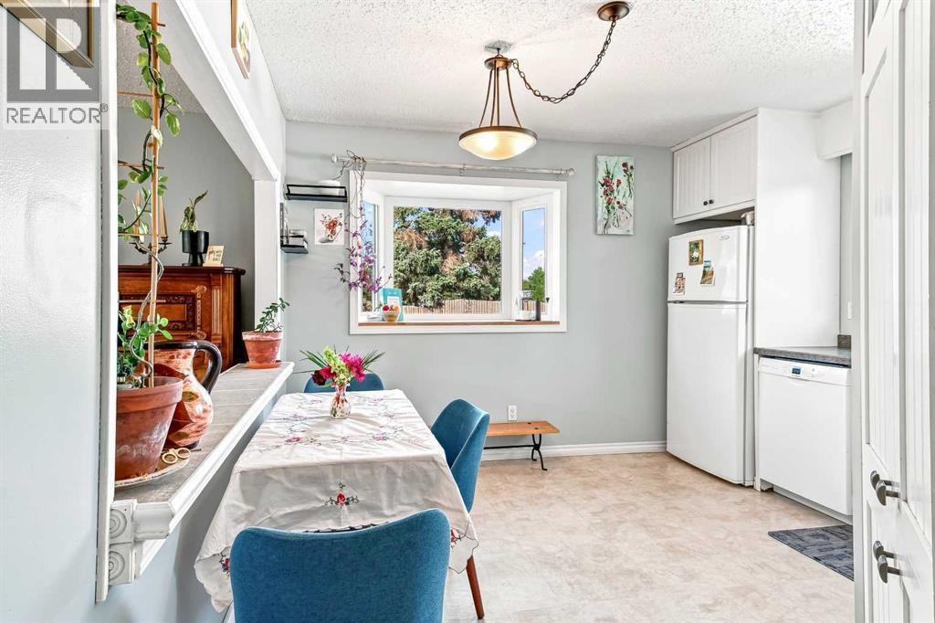 9313 111 Avenue - 12