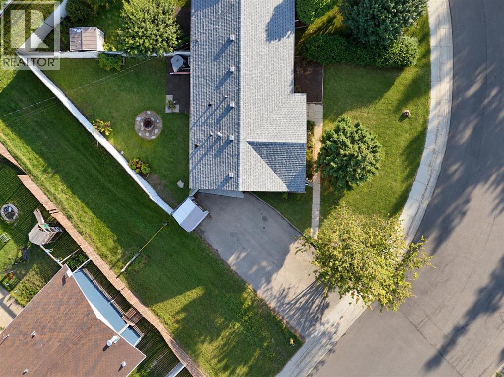 9313 111 Avenue - 33