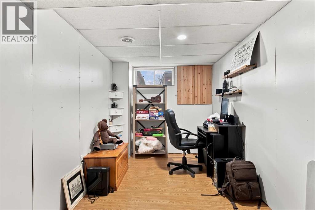 9313 111 Avenue - Image 24