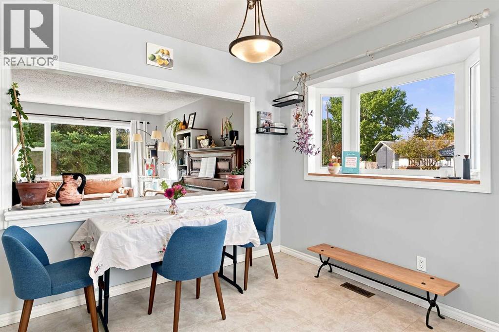 9313 111 Avenue - 11