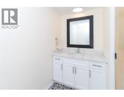 2745 Green Vale Ave, Saanich, BC V8N1S3 Photo 35