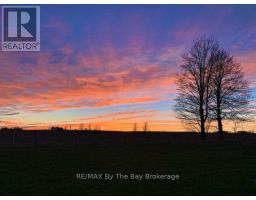 2574 Fairgrounds Road S, Clearview, ON L0M1G0 Photo 39