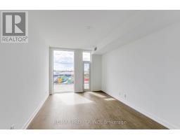 Th17 - 7 Buttermill Avenue, Vaughan, ON L4K0M5 Photo 12