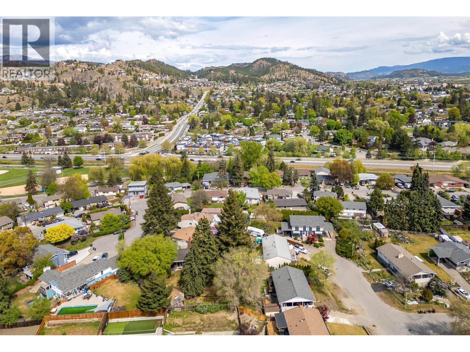 1360 Elm Street - 60