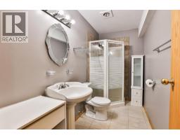 812 Red Crow Boulevard W - photo 18