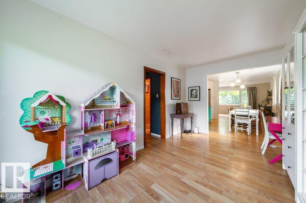 9512 76 ST NW - Image 16