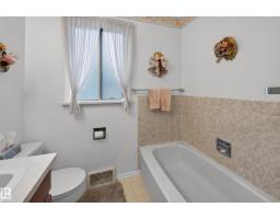 7704 104 Av Nw, Edmonton, AB T6A0Y3 Photo 27