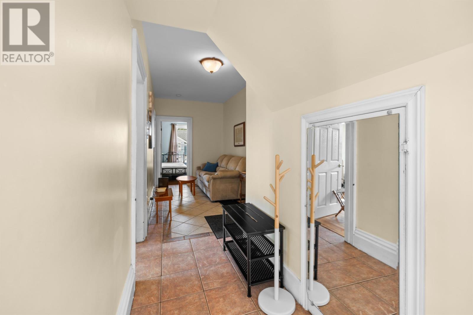 48-52 HILLSBOROUGH Street - 20