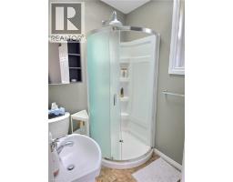 16 Forest Hill Road, St  Catharines, ON L2R3T7 Photo 28