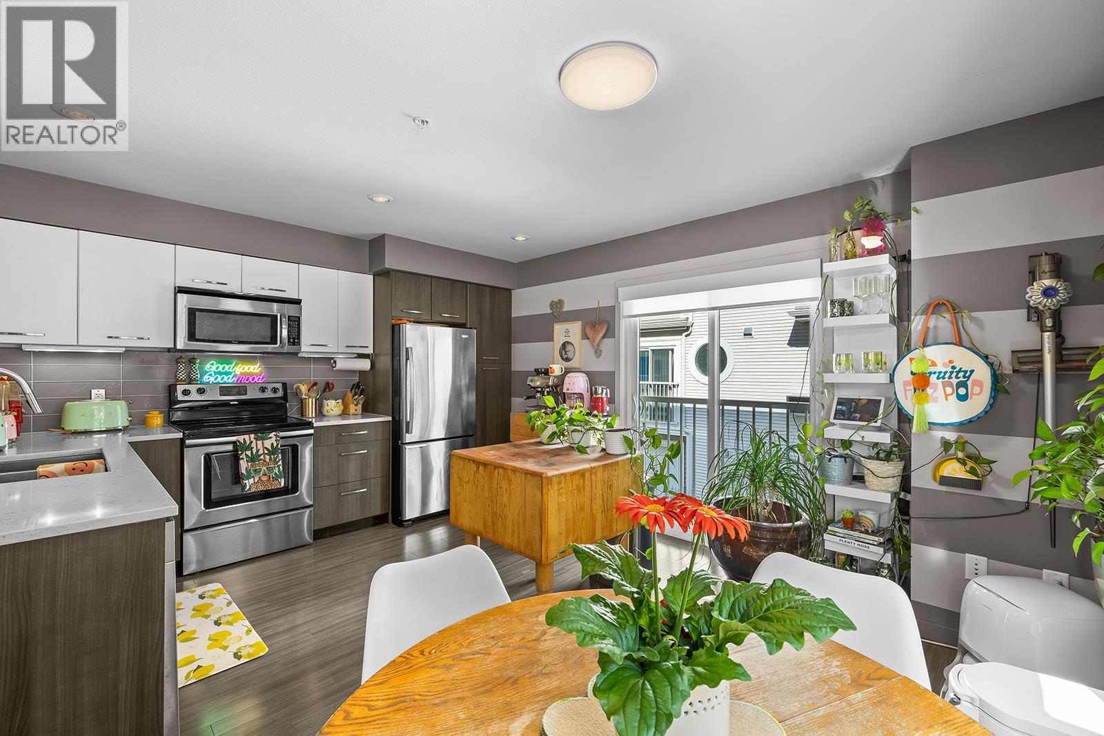 #11 1851 Ambrosi Road - 13