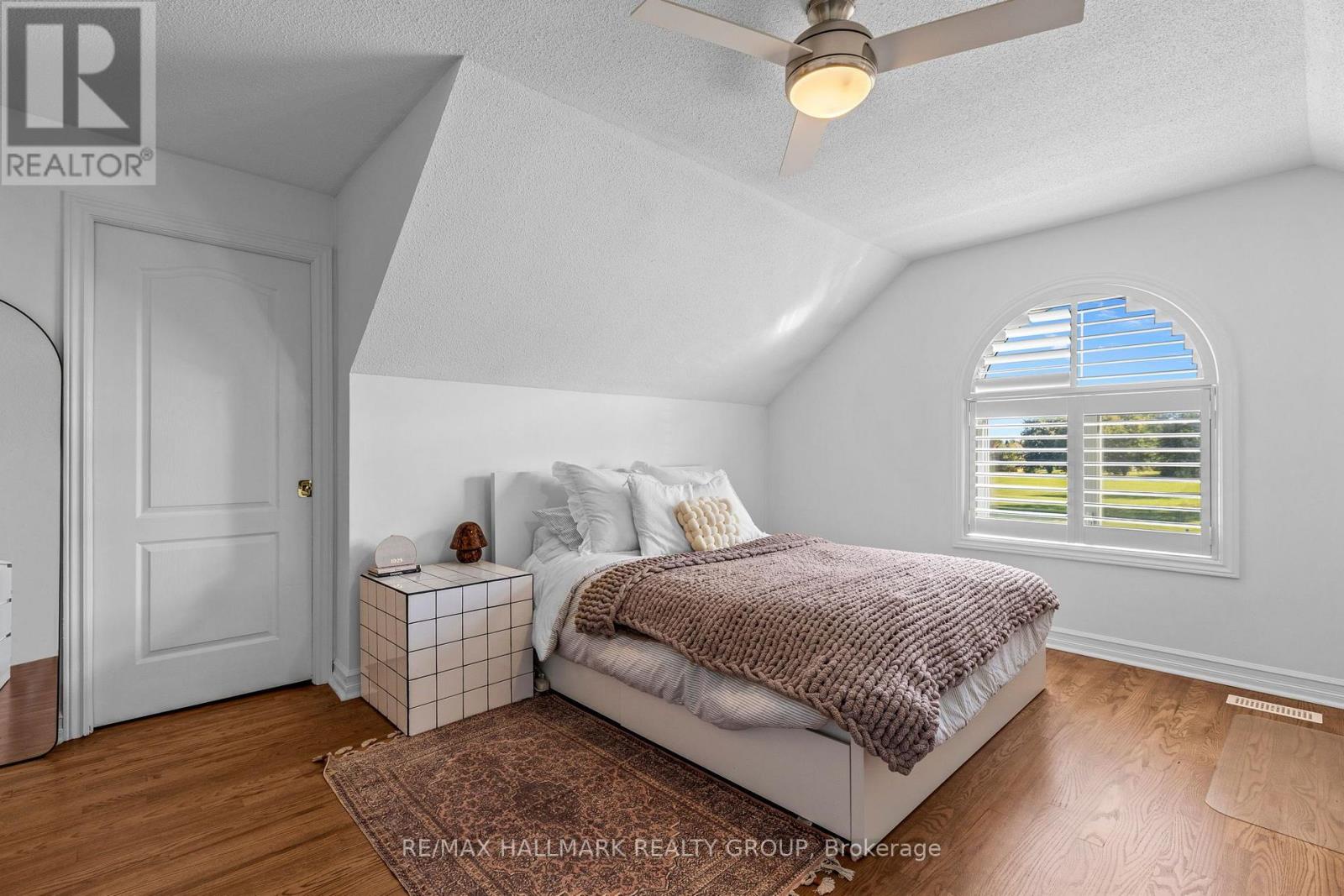 1240 ARBUSTE AVENUE - 29