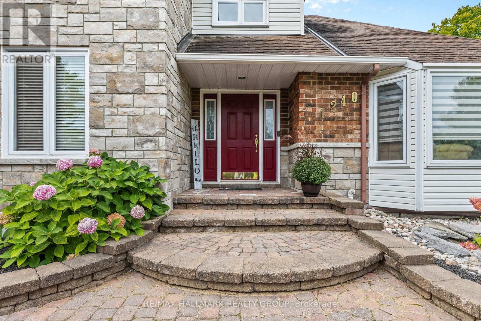 1240 ARBUSTE AVENUE - 3