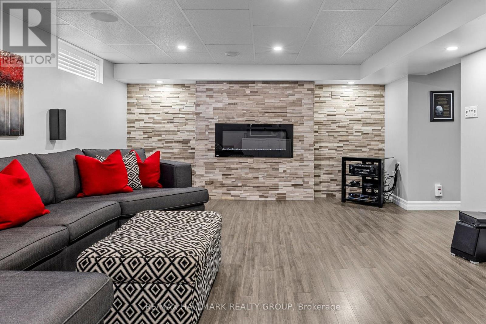 1240 ARBUSTE AVENUE - 34