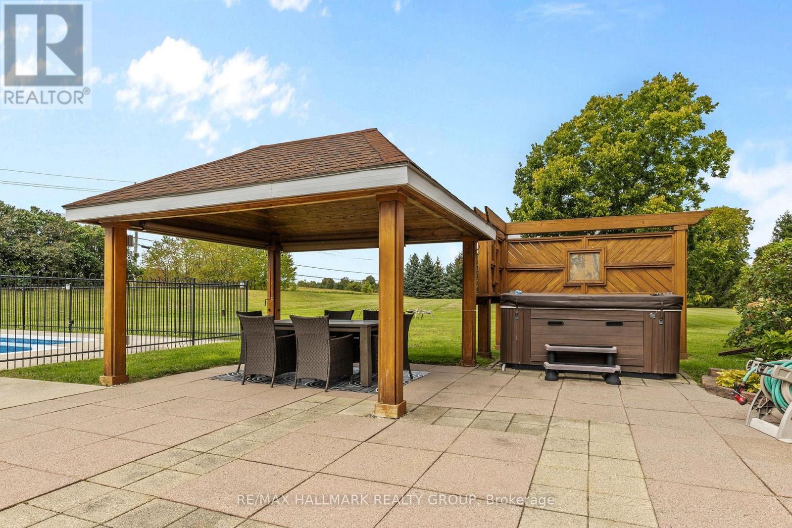 1240 ARBUSTE AVENUE - 41