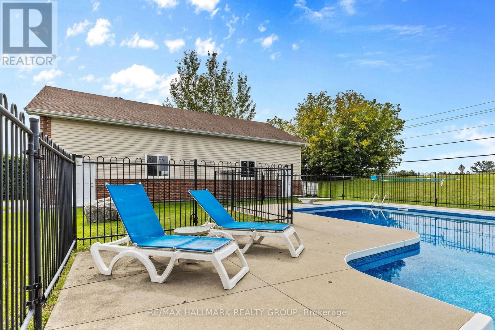1240 ARBUSTE AVENUE - 42