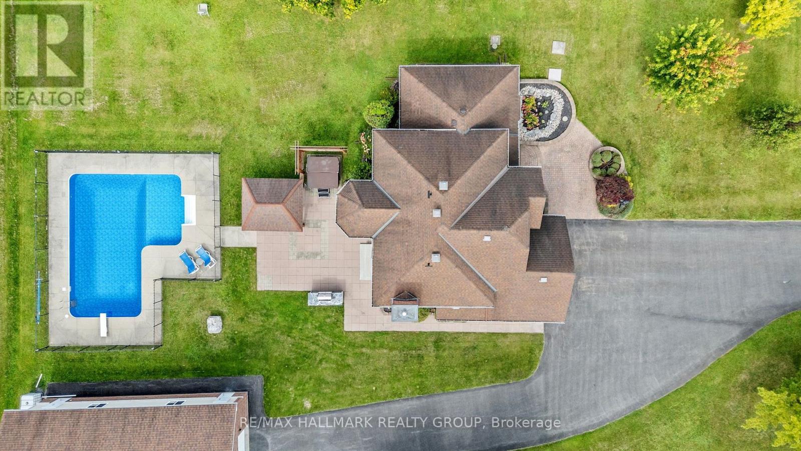 1240 ARBUSTE AVENUE - 47