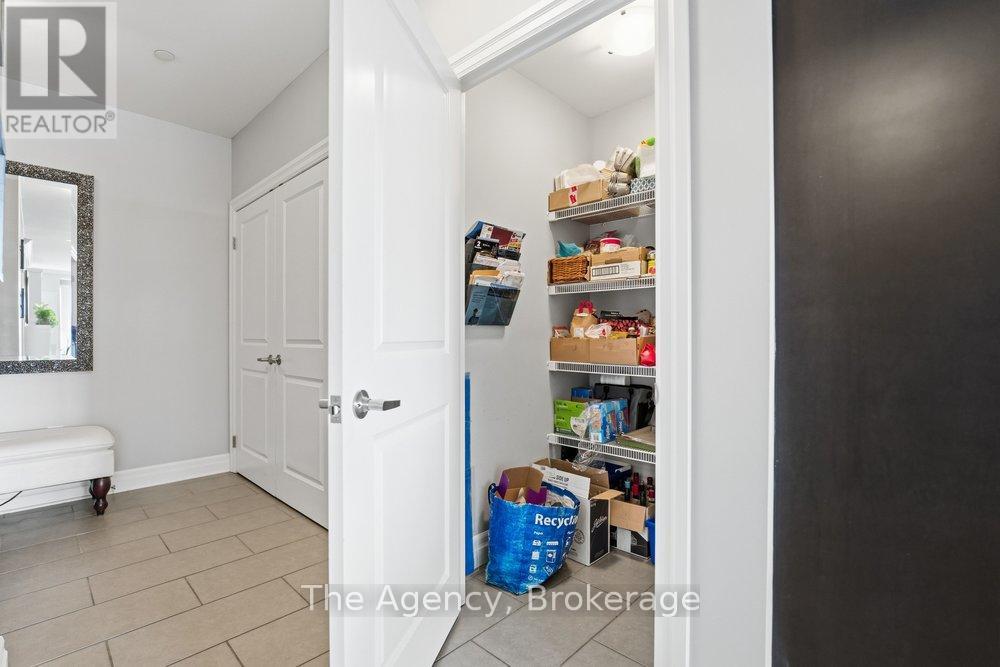 901 - 160 MACDONELL STREET, Guelph (Downtown) — photo 10