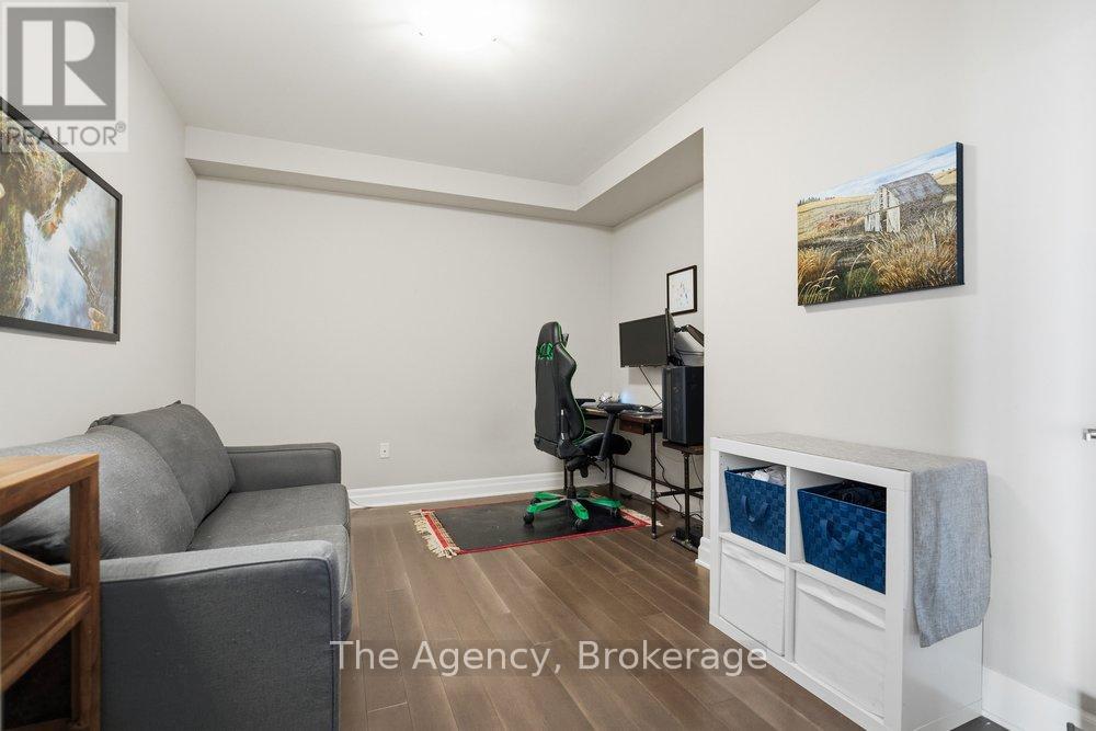 901 - 160 MACDONELL STREET, Guelph (Downtown) — photo 11