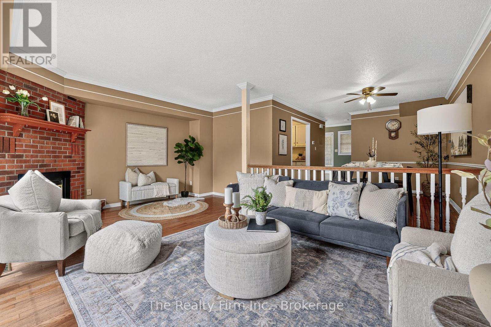 528 INGERSOLL AVENUE, Woodstock (Woodstock - North) — photo 5
