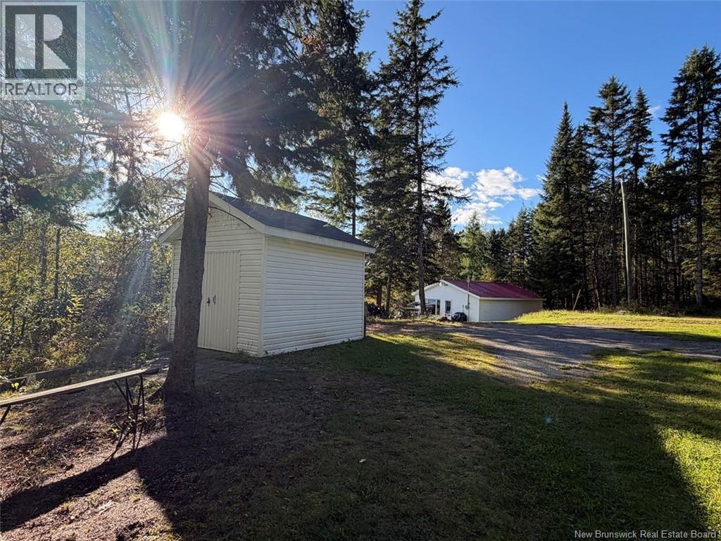 198 Riviere Madawaska Road - 18