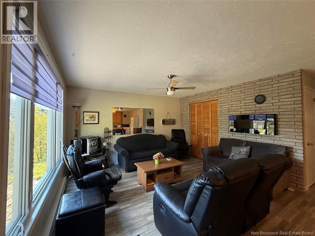 198 Riviere Madawaska Road - 9