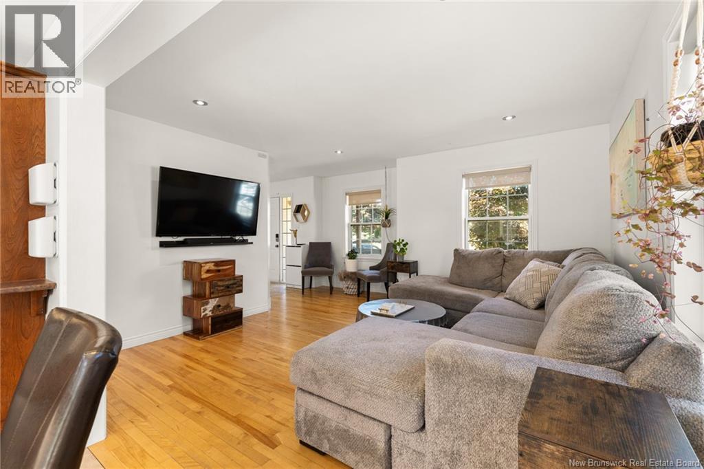 35 Du Ruisseau Street - Image 10