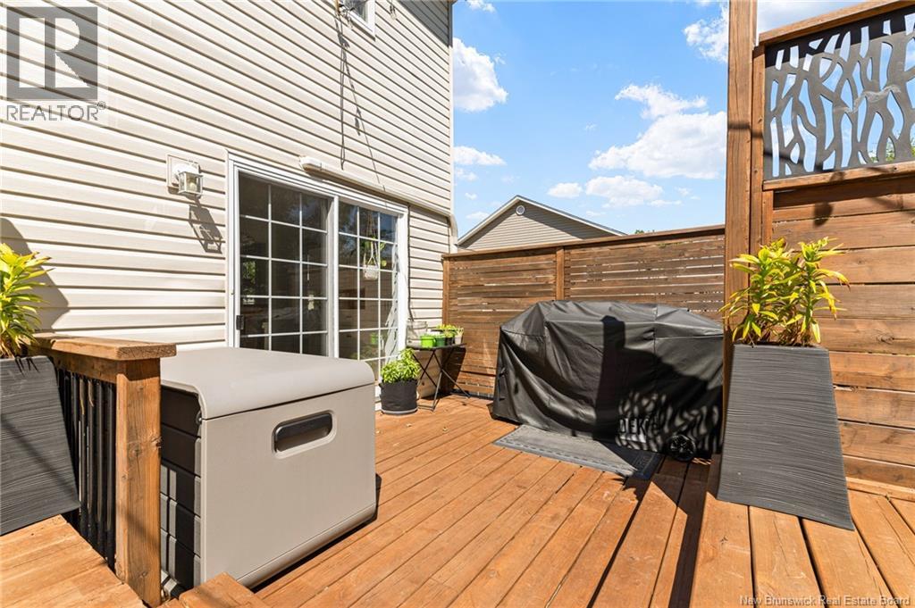 35 Du Ruisseau Street - 38