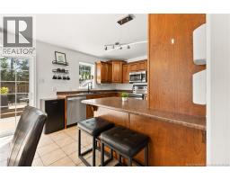Kitchen - 35 Du Ruisseau Street, Dieppe, NB E1A7Z8 Photo 12
