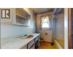 38347 Guilford Drive, Squamish, BC V8B0X8 Photo 13