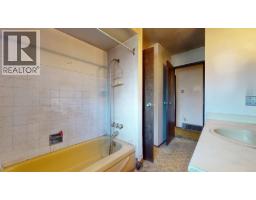 38347 Guilford Drive, Squamish, BC V8B0X8 Photo 15