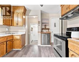 80 Spence Street, Regina, SK S4S4H4 Photo 12
