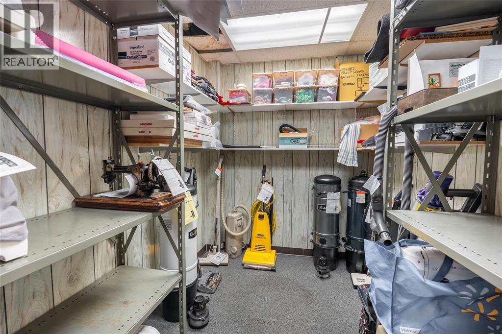 110 MITTON STREET South, Sarnia — photo 10