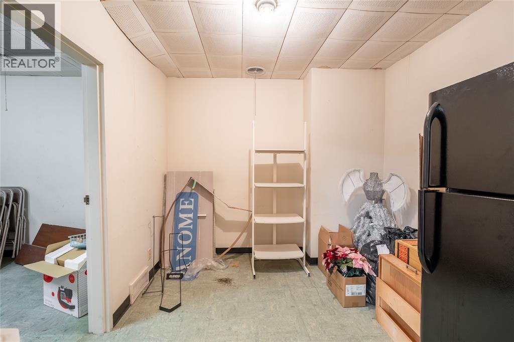 110 MITTON STREET South, Sarnia — photo 26
