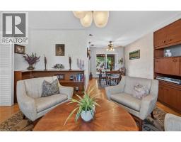 Living room - 994 Barton Street, Stoney Creek, ON L8E5H3 Photo 11